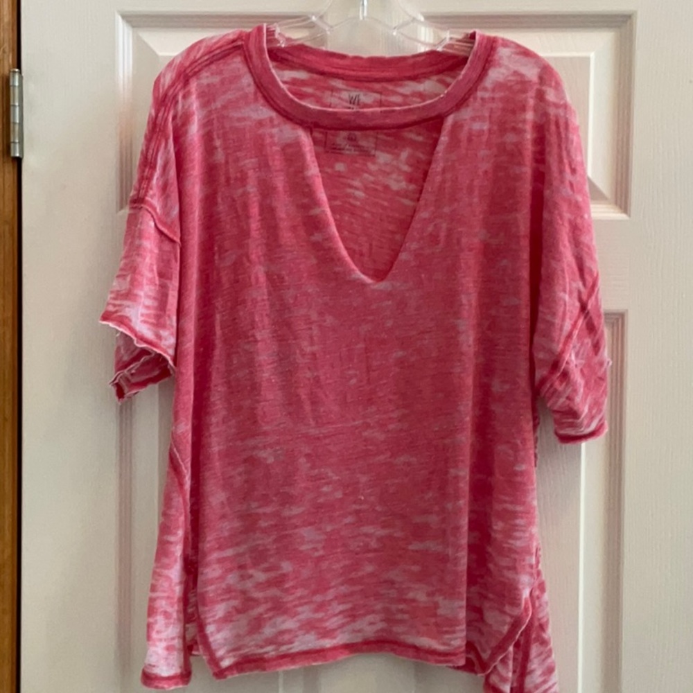 Free People We The Free Jordan Burnout Short Sleeve V-Neck Tee Pink- Size Small